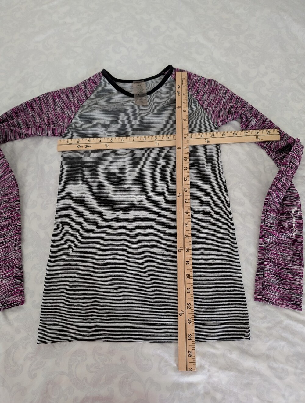 Climawear Seamless Activewear Top - Picture 5 of 5